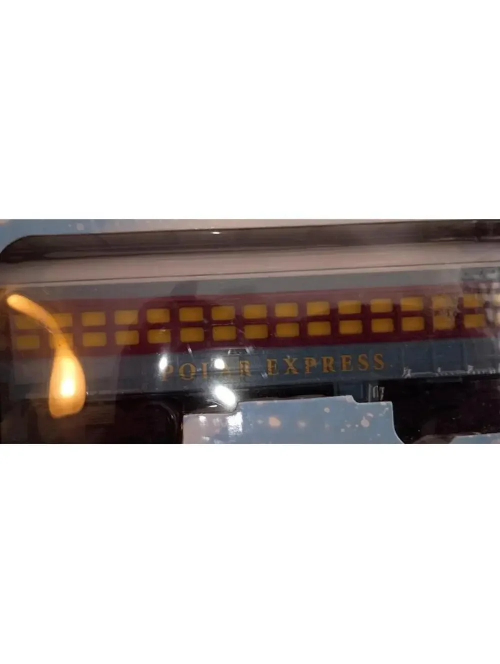 Lionel The Polar Express Battery Operated Train Set 7-11925 28Pc. New Open Box